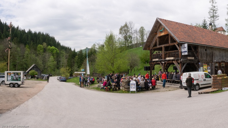1. Mai im Brunnbach - Panasonic DMC-GM1 OLYMPUS M.14-42mm F3.5-5.6 EZ 01. Mai 2019.jpg