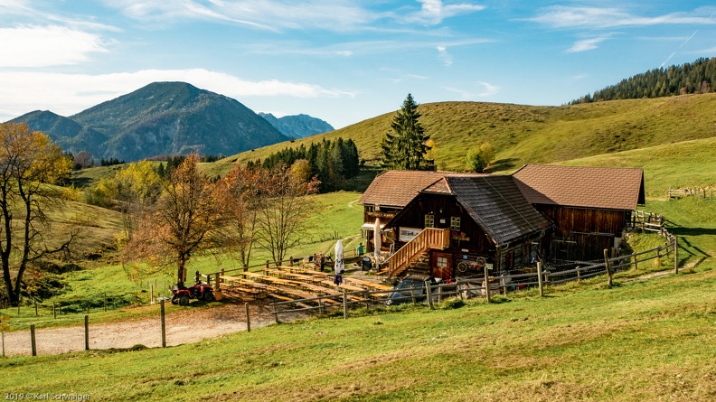 Hintergebirge, Anlaufalm - Panasonic DMC-GM1 OLYMPUS M.14-42mm F3.5-5.6 EZ 23. Oktober 2019.jpg